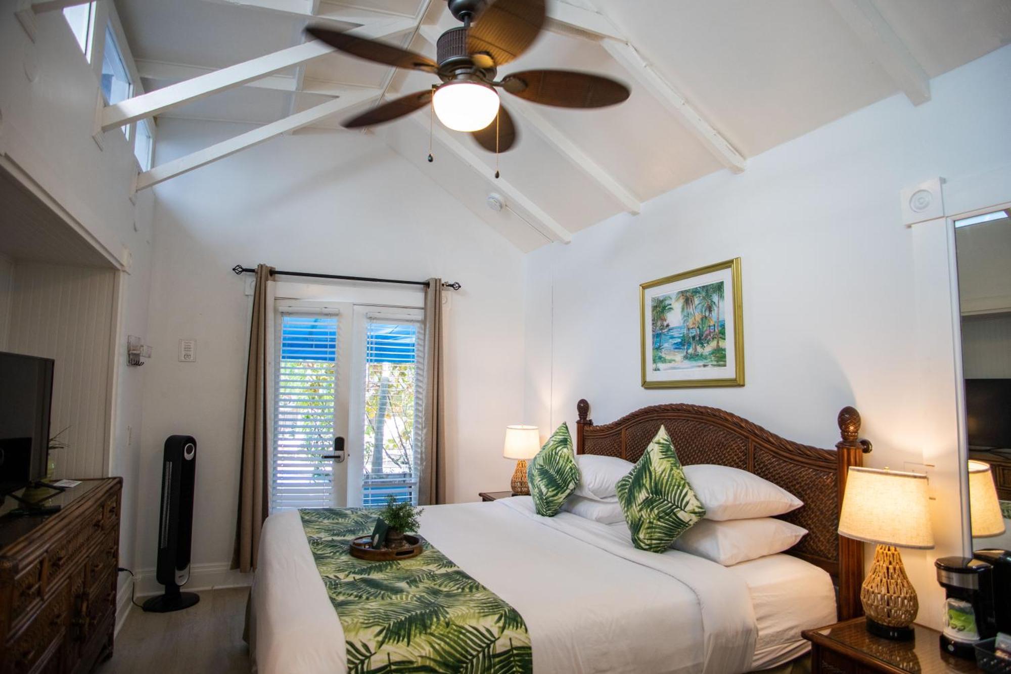 Andrews Inn & Garden Cottages Ки-Уэст Экстерьер фото