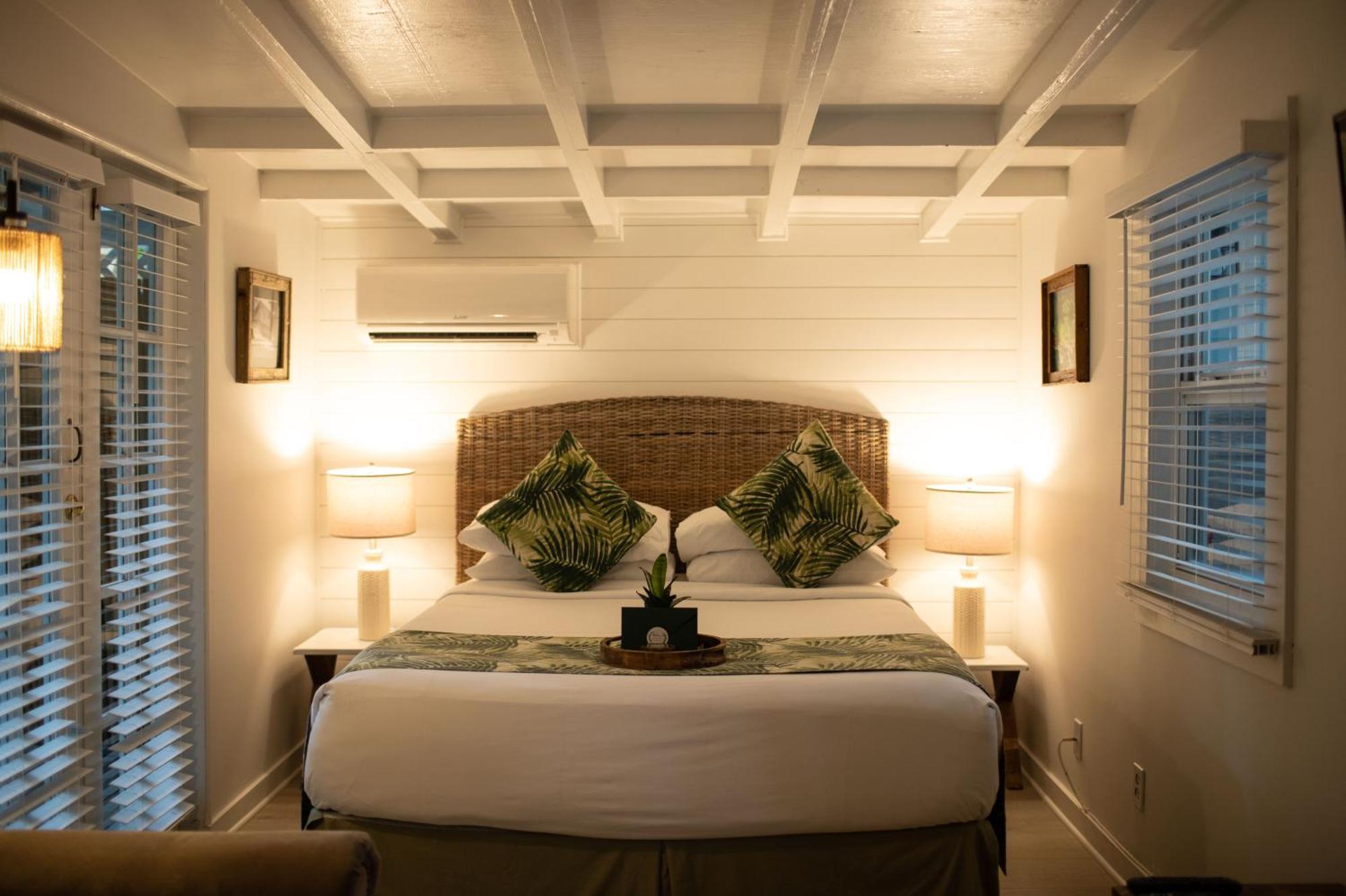 Andrews Inn & Garden Cottages Ки-Уэст Экстерьер фото